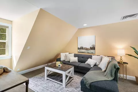 Living - 30411 Whitmore Rd, Whitmore, CA 96096 photo 4 of 8
