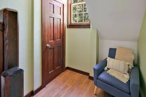 Entry Way - 30411 Whitmore Rd, Whitmore, CA 96096 photo 2 of 4