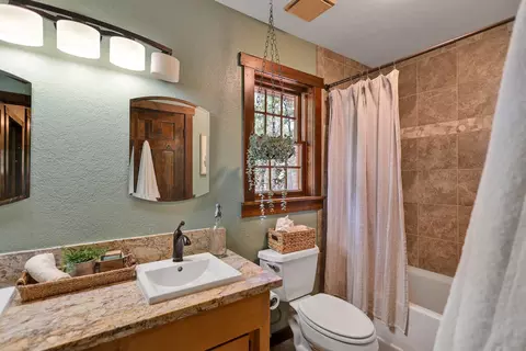 Bath - 30411 Whitmore Rd, Whitmore, CA 96096 photo 7 of 9