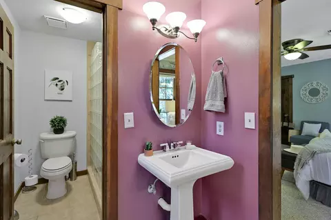 Bath - 30411 Whitmore Rd, Whitmore, CA 96096 photo 6 of 9