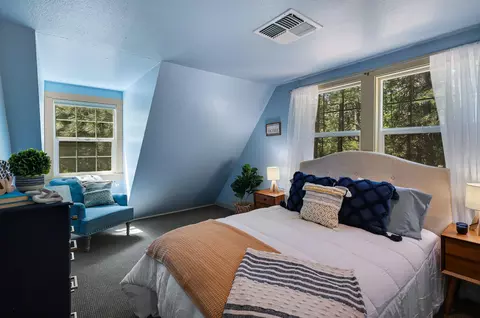 Bedroom - 30411 Whitmore Rd, Whitmore, CA 96096 photo 5 of 11