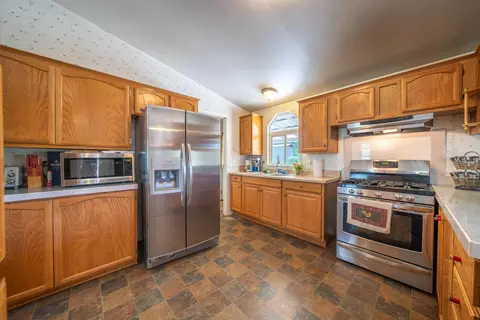 28450 Pine Hollow Dr, Shingletown, CA 96088 photo 4