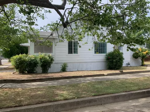 1038 Union St, Red Bluff, CA 96080 photo 2