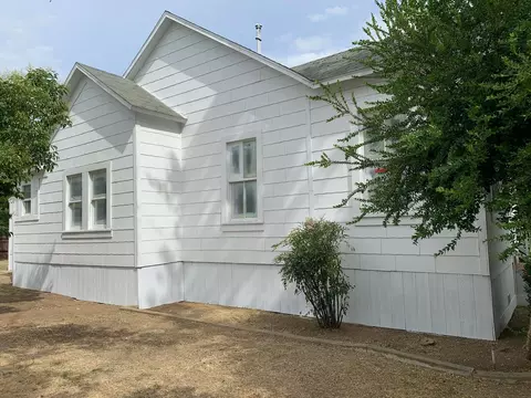 1038 Union St, Red Bluff, CA 96080 photo 3