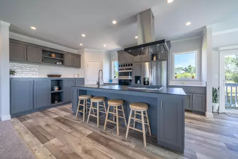 21719 Lone Tree Rd, Anderson, CA 96007