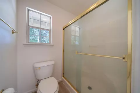 2504 Eastbrook Dr, Redding, CA 96002 photo 21