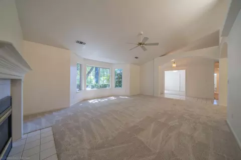 2504 Eastbrook Dr, Redding, CA 96002 photo 4