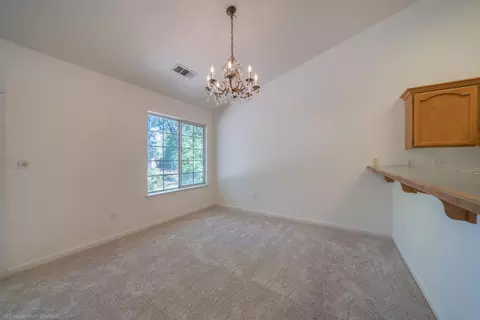 2504 Eastbrook Dr, Redding, CA 96002 photo 9