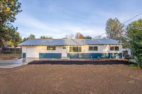 1933 Grand Coulee Blvd, Shasta Lake, CA 96019