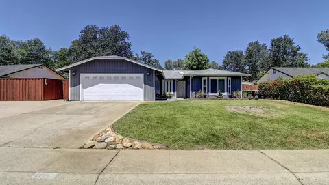 Exterior - 5840 Constitution Way, Redding, CA 96003 photo 5 of 14