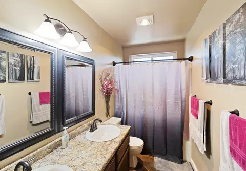 Bath - 5840 Constitution Way, Redding, CA 96003 photo 2 of 2