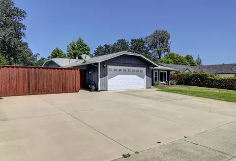 Exterior - 5840 Constitution Way, Redding, CA 96003 photo 3 of 14