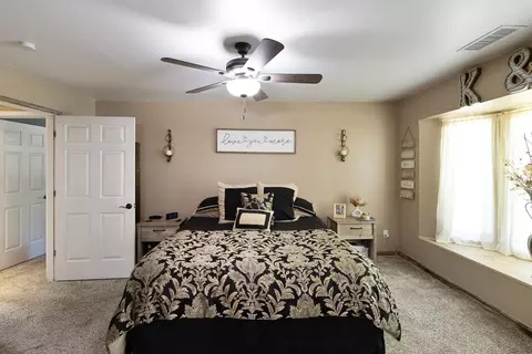 Bedroom - 5840 Constitution Way, Redding, CA 96003 photo 1 of 6