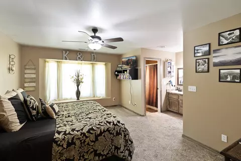 Bedroom - 5840 Constitution Way, Redding, CA 96003 photo 2 of 6