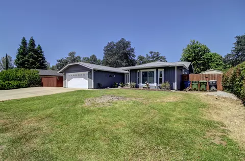 Exterior - 5840 Constitution Way, Redding, CA 96003 photo 4 of 14