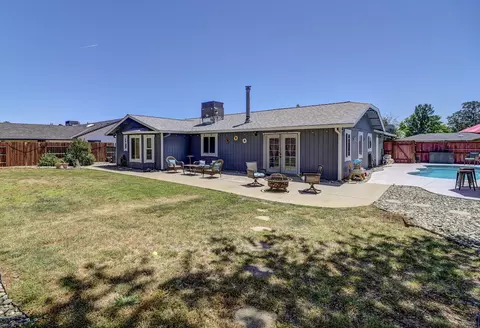 Exterior - 5840 Constitution Way, Redding, CA 96003 photo 10 of 14