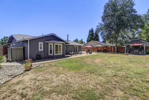Exterior - 5840 Constitution Way, Redding, CA 96003 photo 9 of 14
