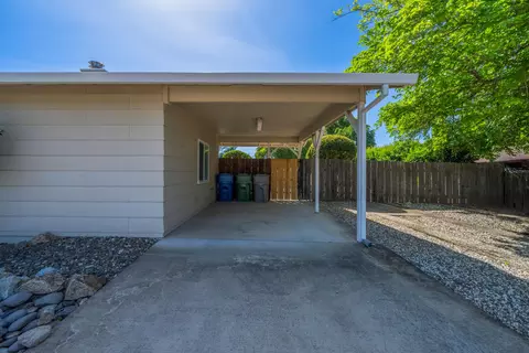3645 Tamarack Dr, Redding, CA 96003 photo 32
