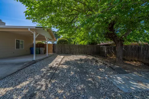 3645 Tamarack Dr, Redding, CA 96003 photo 31