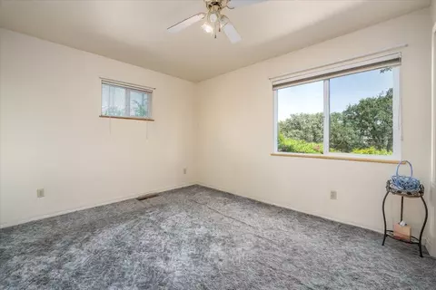 Bedroom - 14565 Carriage Ln, Red Bluff, CA 96080 photo 2 of 10
