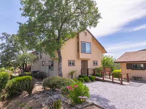 Exterior - 14565 Carriage Ln, Red Bluff, CA 96080 photo 1 of 12
