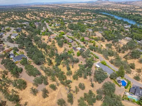 View/Area - 14565 Carriage Ln, Red Bluff, CA 96080 photo 5 of 6