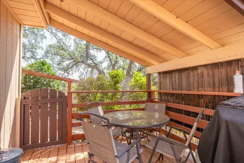Exterior - 14565 Carriage Ln, Red Bluff, CA 96080 photo 7 of 12