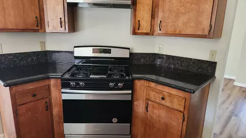 Kitchen - 1727 Almaden Dr, Redding, CA 96001 photo 3 of 3