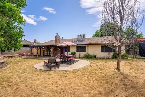 2040 Wisconsin Ave, Redding, CA 96001 photo 29
