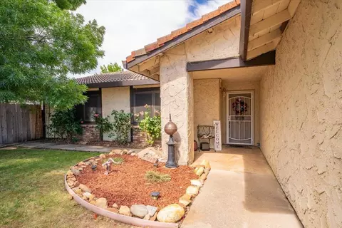 2040 Wisconsin Ave, Redding, CA 96001 photo 3
