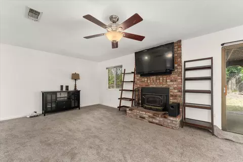 2040 Wisconsin Ave, Redding, CA 96001 photo 12