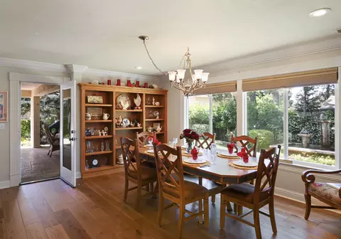 Dining - 3370 Heritagetown Dr, Redding, CA 96002 photo 2 of 4