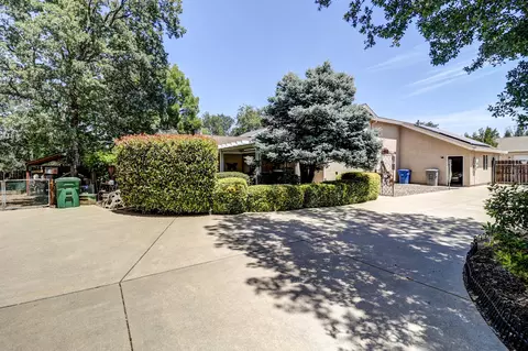 Exterior - 3370 Heritagetown Dr, Redding, CA 96002 photo 18 of 19