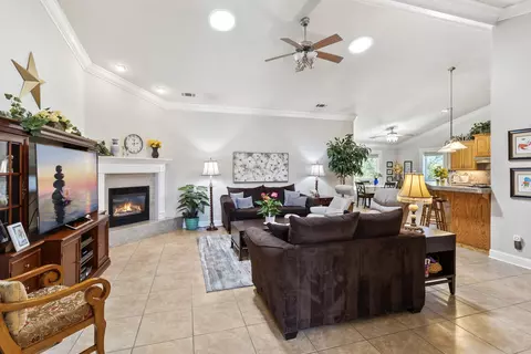 Living - 3370 Heritagetown Dr, Redding, CA 96002 photo 1 of 2