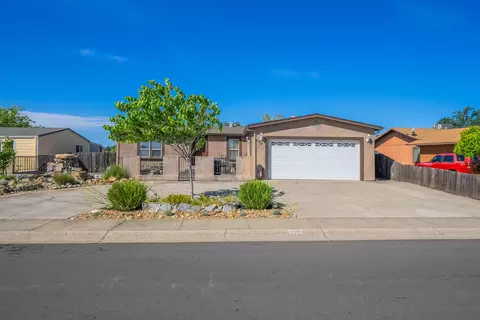 890 Redwood Blvd, Redding, CA 96003
