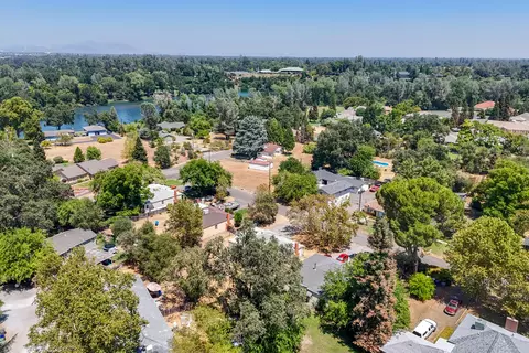 View/Area - 5370 Rosswood Ln, Redding, CA 96001 photo 5 of 13