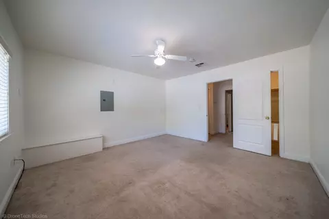 Bedroom - 5370 Rosswood Ln, Redding, CA 96001 photo 8 of 8