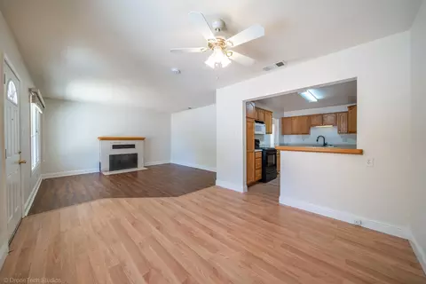 Living - 5370 Rosswood Ln, Redding, CA 96001 photo 6 of 6