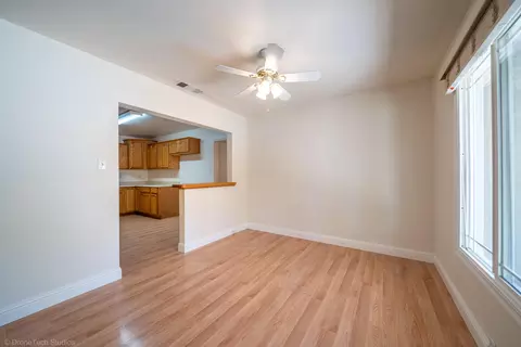 Living - 5370 Rosswood Ln, Redding, CA 96001 photo 4 of 6