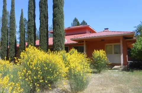 17923 Ranchera Rd, Shasta Lake, CA 96019