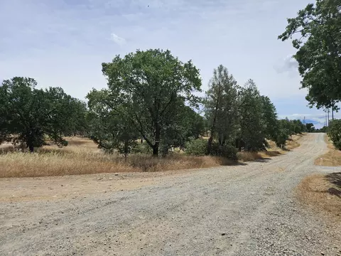 10033 Abernathy Ln, Redding, CA 96003 photo 7