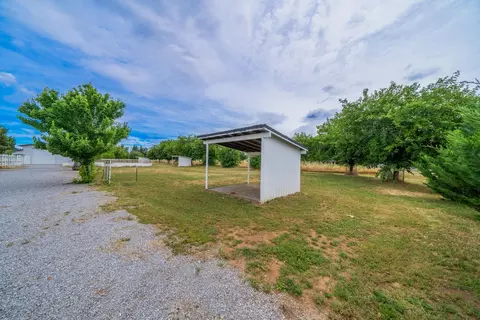 Exterior - 19880 Holstein Ln, Redding, CA 96002 photo 10 of 24