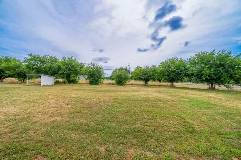 Exterior - 19880 Holstein Ln, Redding, CA 96002 photo 6 of 24