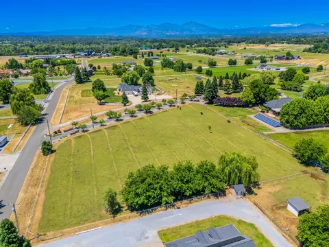 View/Area - 19880 Holstein Ln, Redding, CA 96002 photo 17 of 17