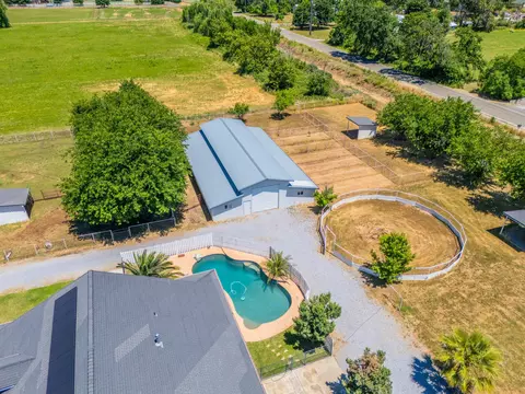 View/Area - 19880 Holstein Ln, Redding, CA 96002 photo 14 of 17