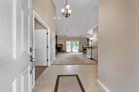 Entry Way - 19880 Holstein Ln, Redding, CA 96002 photo 5 of 5