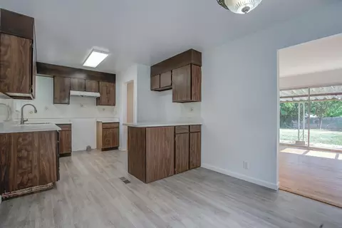 2301 Jonquil Way, Redding, CA 96002 photo 9