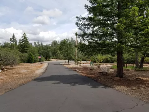 Exterior - 7150 Pine Bluff Dr, Shingletown, CA 96088 photo 21 of 23