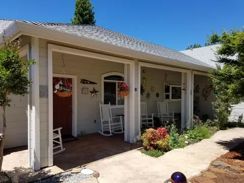 Exterior - 7150 Pine Bluff Dr, Shingletown, CA 96088 photo 5 of 23