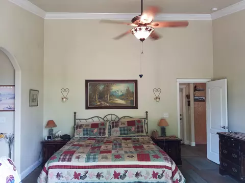 Bedroom - 7150 Pine Bluff Dr, Shingletown, CA 96088 photo 2 of 7